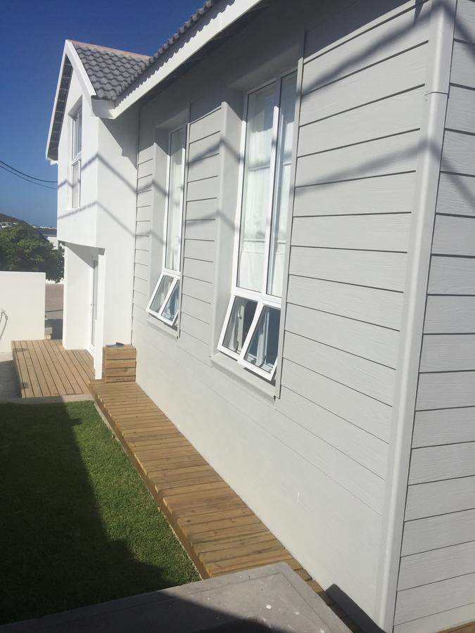 D'Hub Guest Cottage 아굴리아스 외부 사진